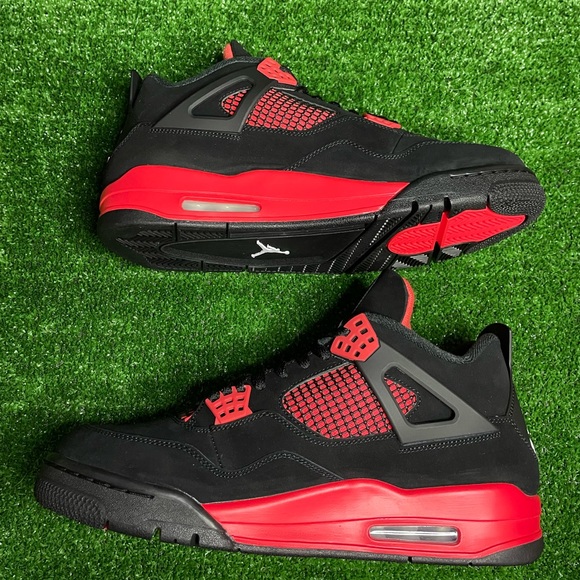 Jordan 4 - Picture 4 of 6